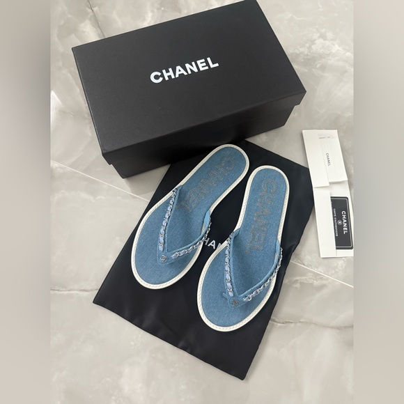 Chanel Blue denim silver chain Women's Flip Flops 39 9 - Picture 1 of 7